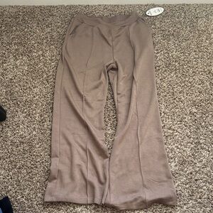 Elegant Tan Women's Pants